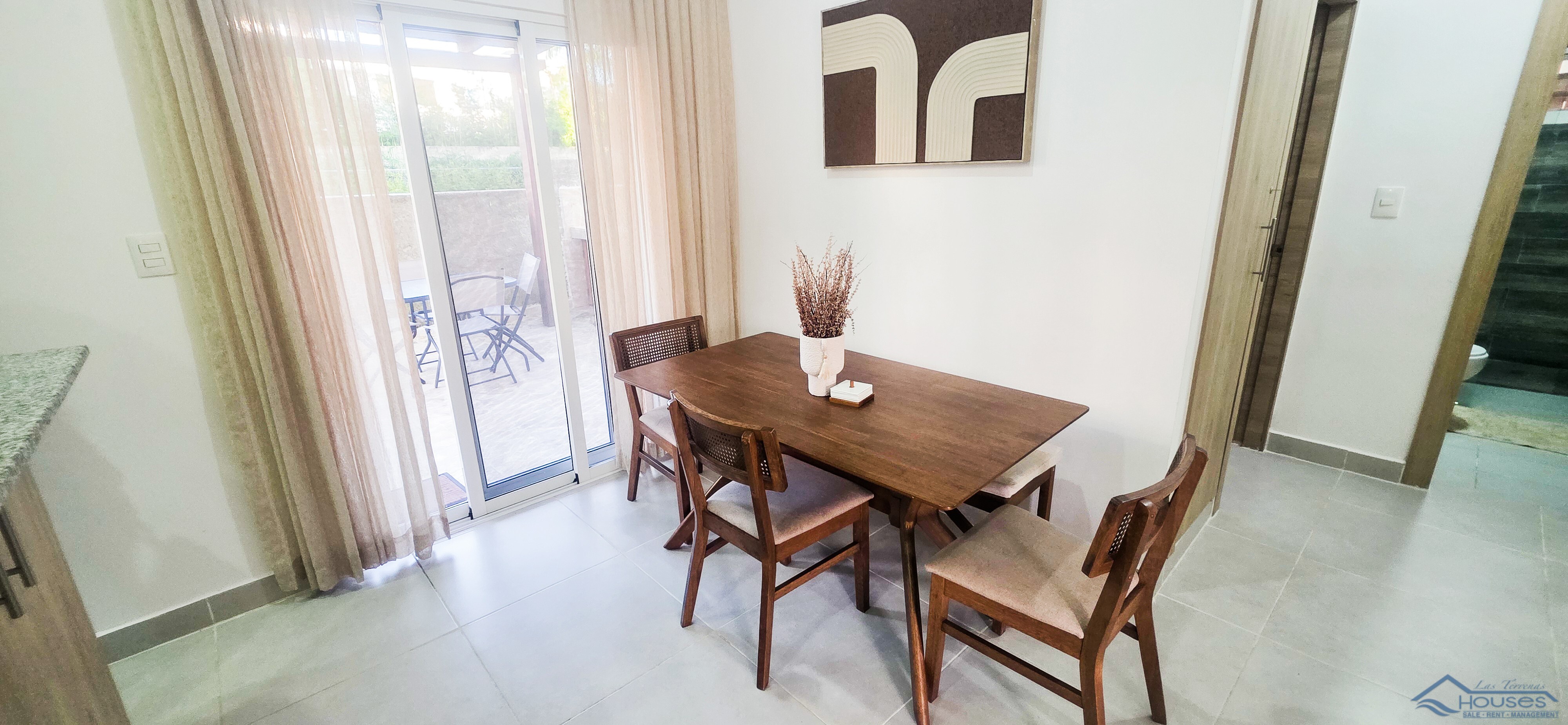 MODERN 2BR APT WITH PRIVATE JACUZZI NEAR PUNTA POPY