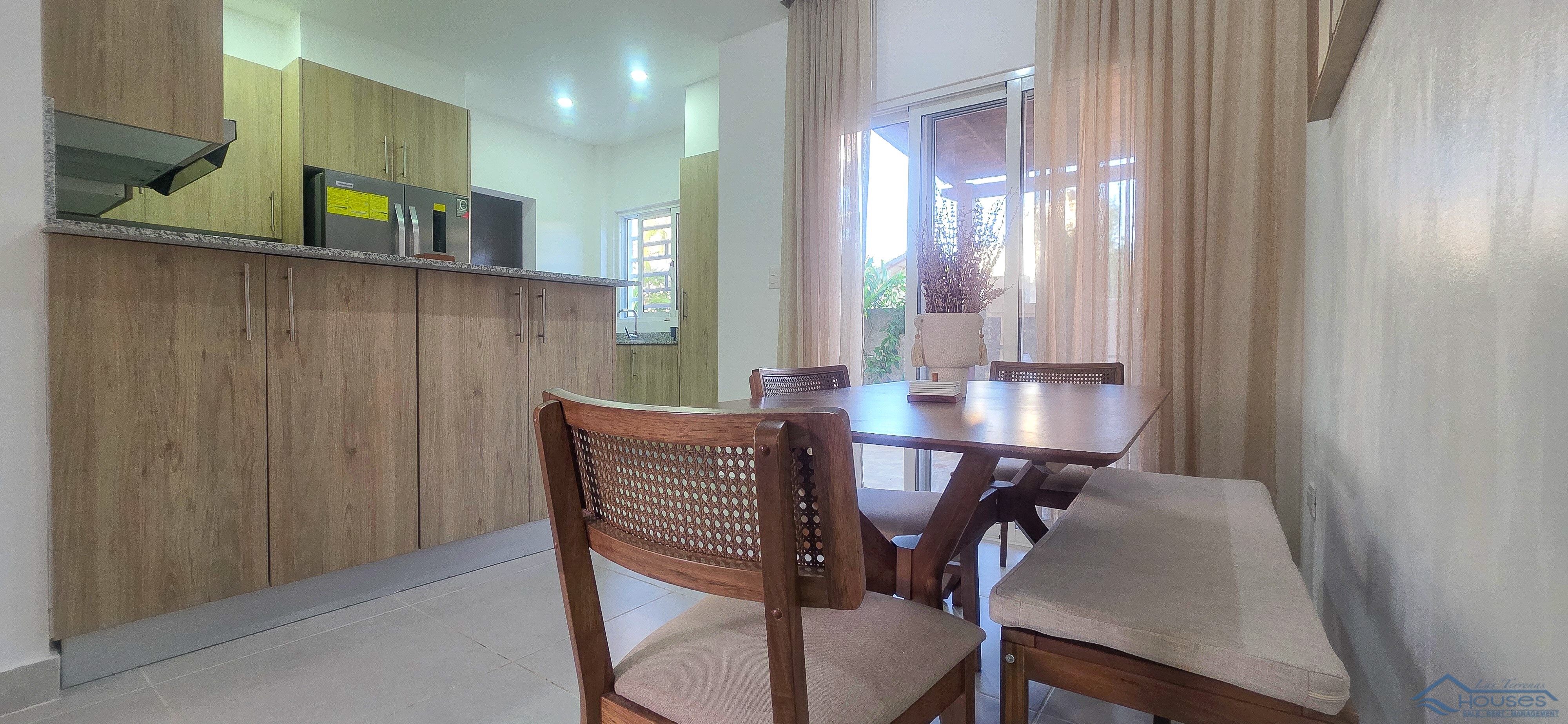 MODERN 2BR APT WITH PRIVATE JACUZZI NEAR PUNTA POPY