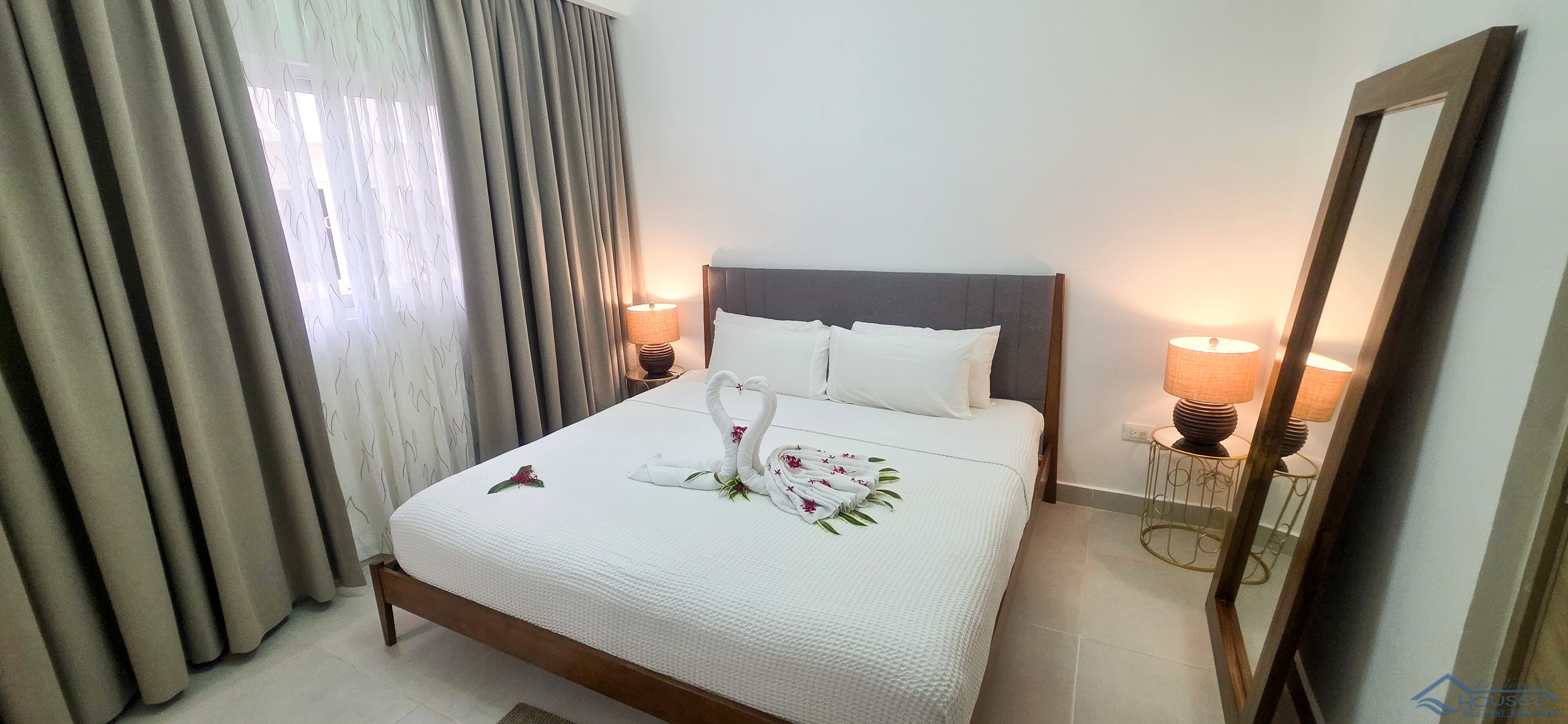 MODERN 2BR APT WITH PRIVATE JACUZZI NEAR PUNTA POPY