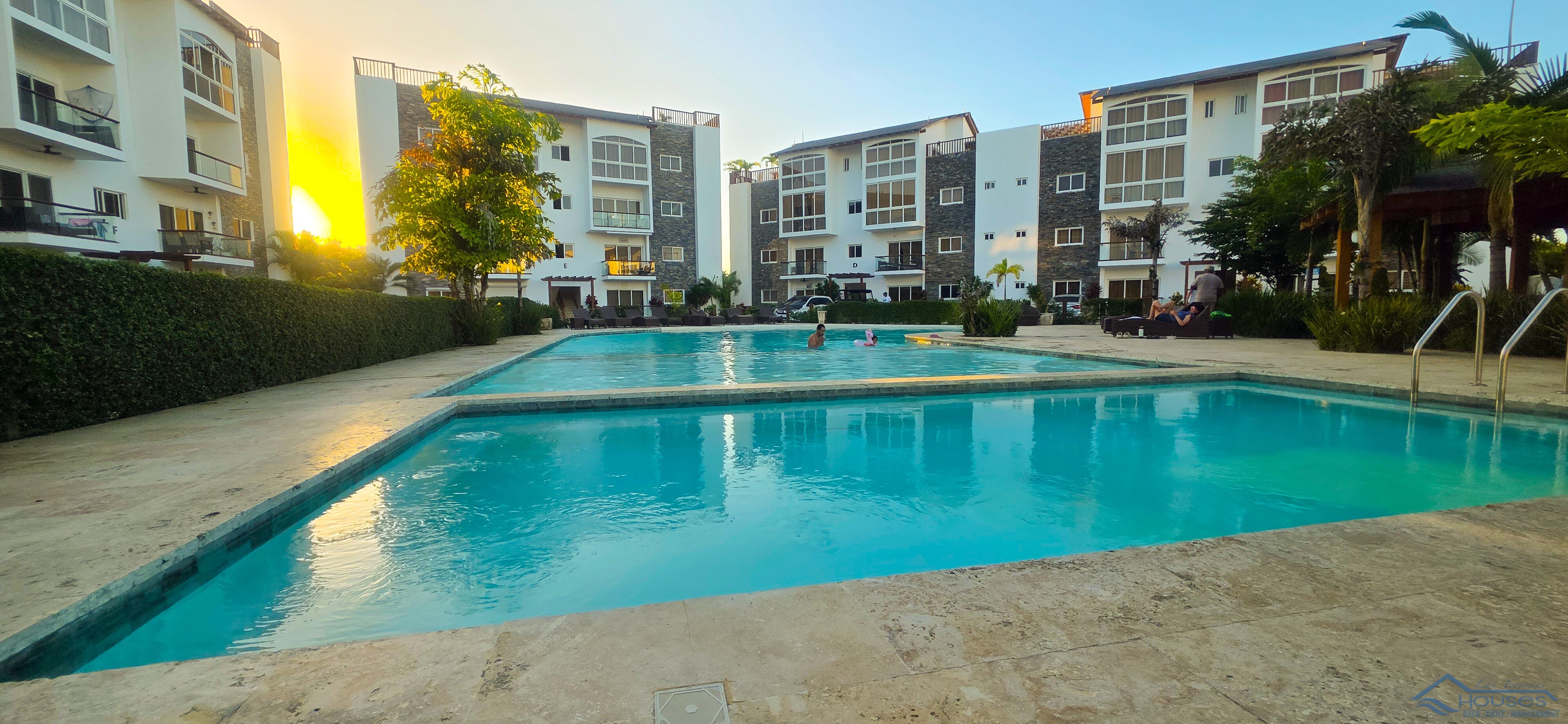 MODERN 2BR APT WITH PRIVATE JACUZZI NEAR PUNTA POPY