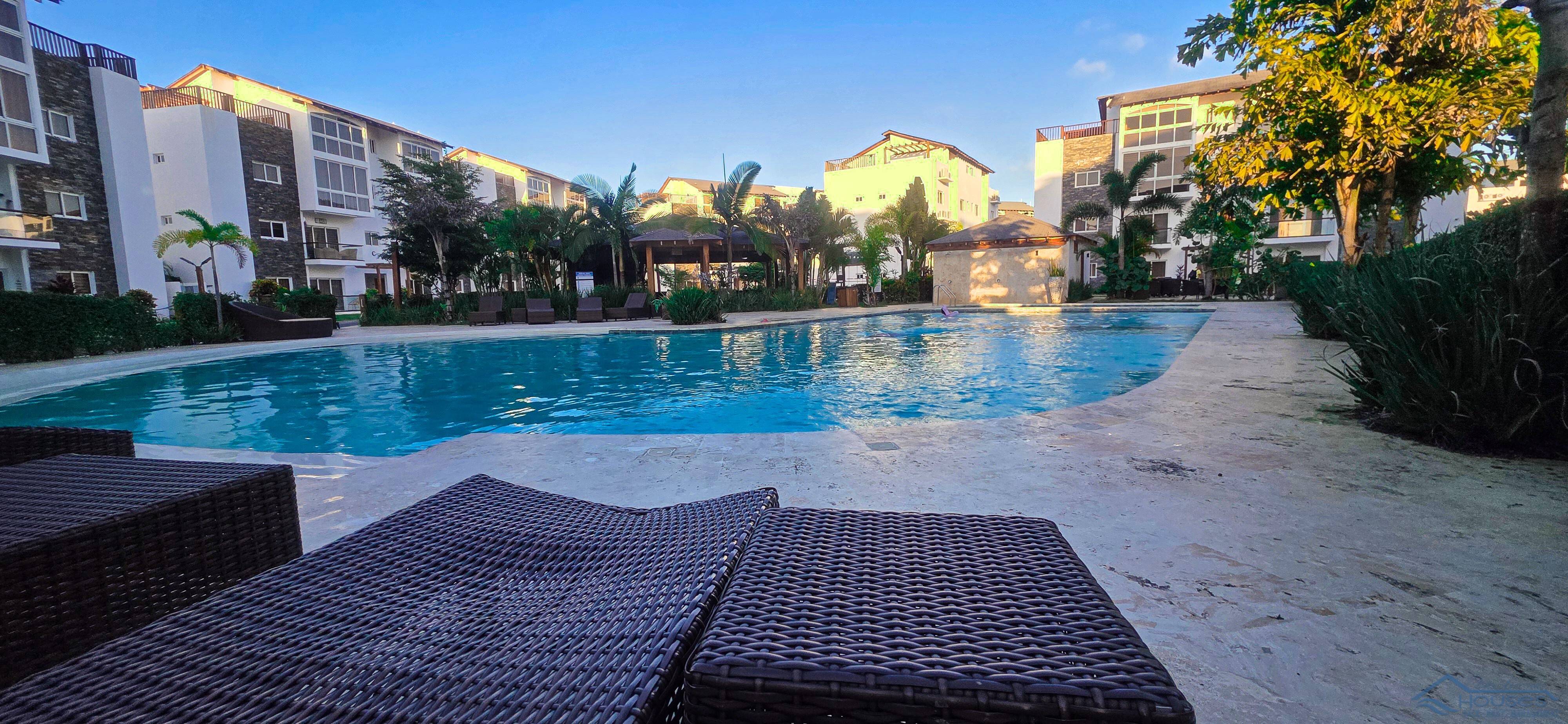 MODERN 2BR APT WITH PRIVATE JACUZZI NEAR PUNTA POPY