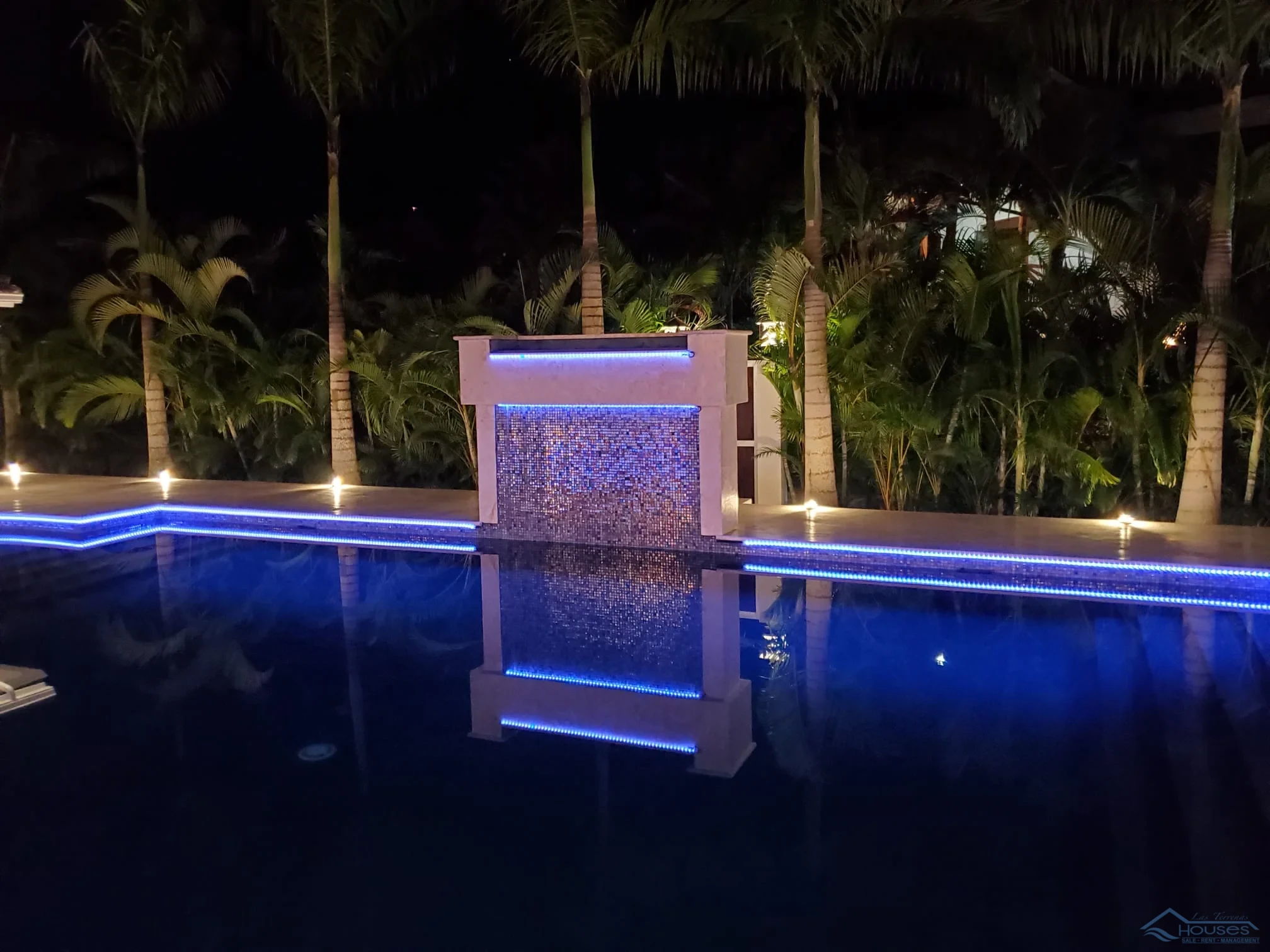 Luxury Villa for Sale in Playa Bonita with Private Helipad
