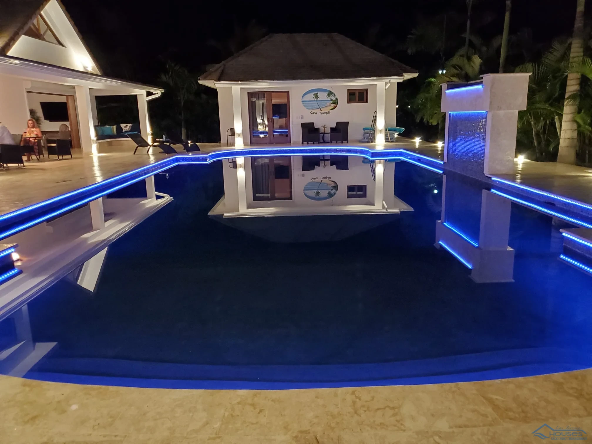 Luxury Villa for Sale in Playa Bonita with Private Helipad