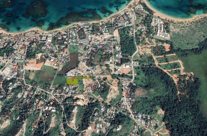 Prime 1-Acre Development Land near Punta Popy