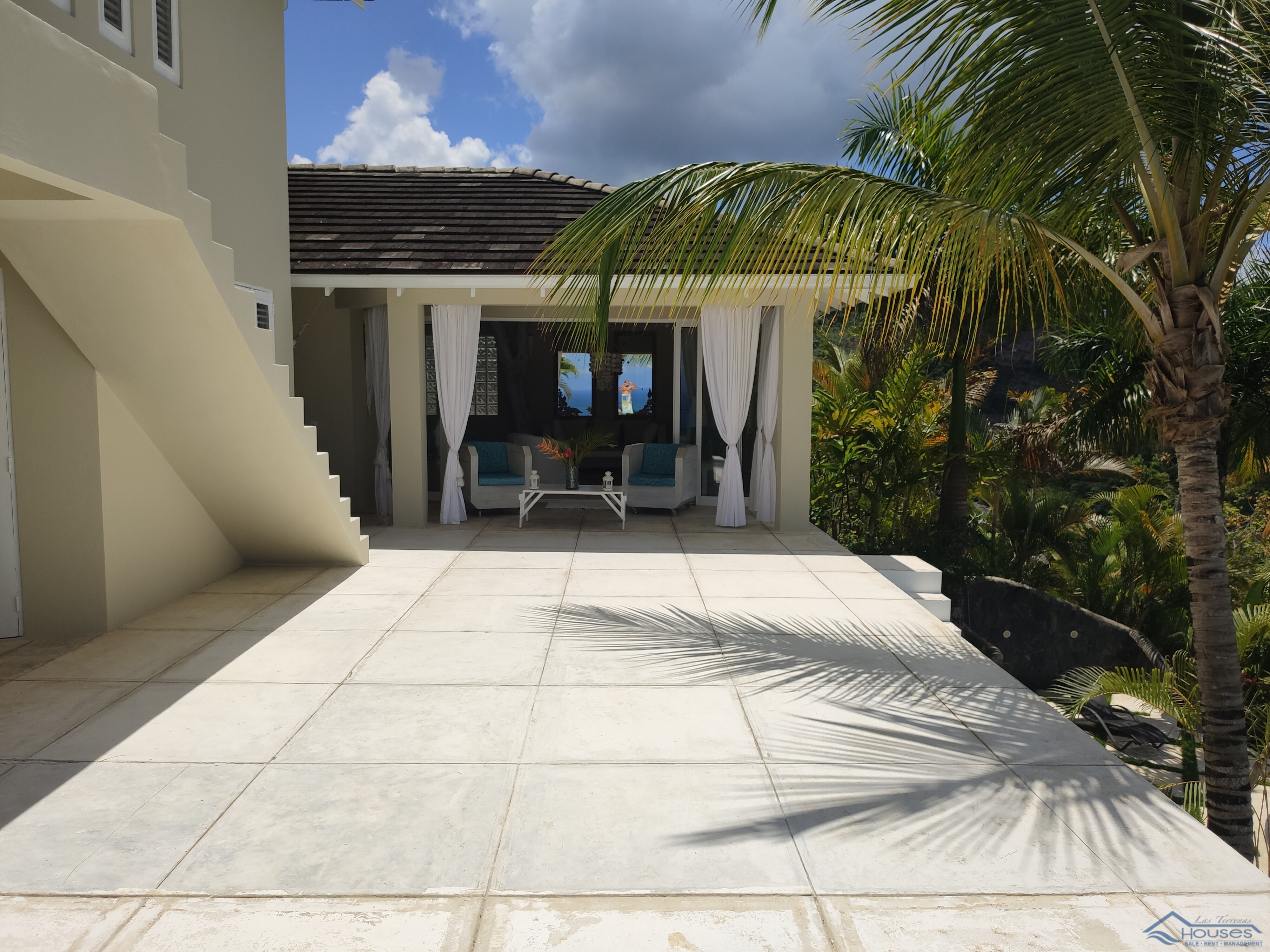 Tropical Retreat with Panoramic Ocean Views in La Jagua, Las Terrenas: A Unique Resale Opportunity