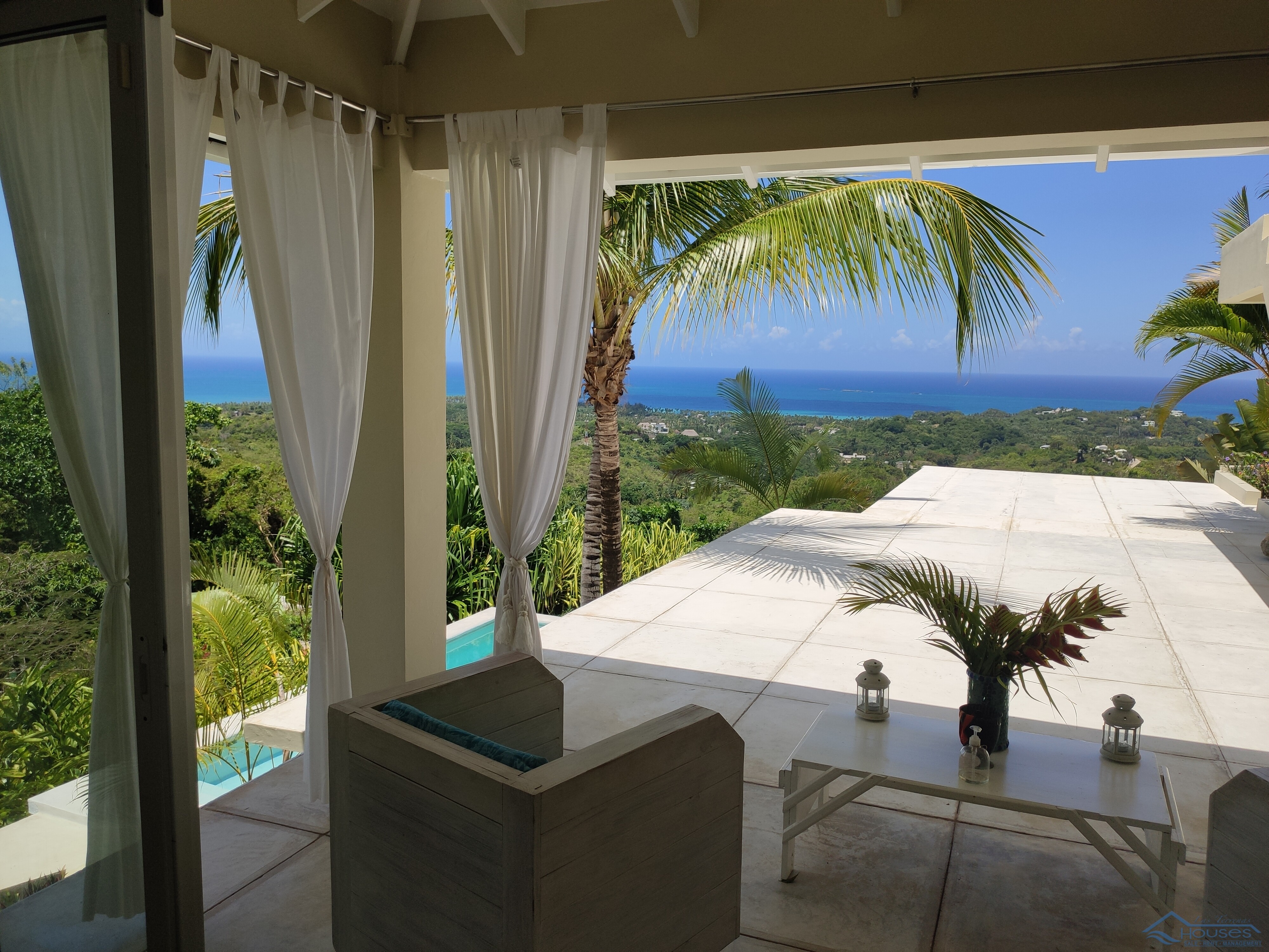 Tropical Retreat with Panoramic Ocean Views in La Jagua, Las Terrenas: A Unique Resale Opportunity