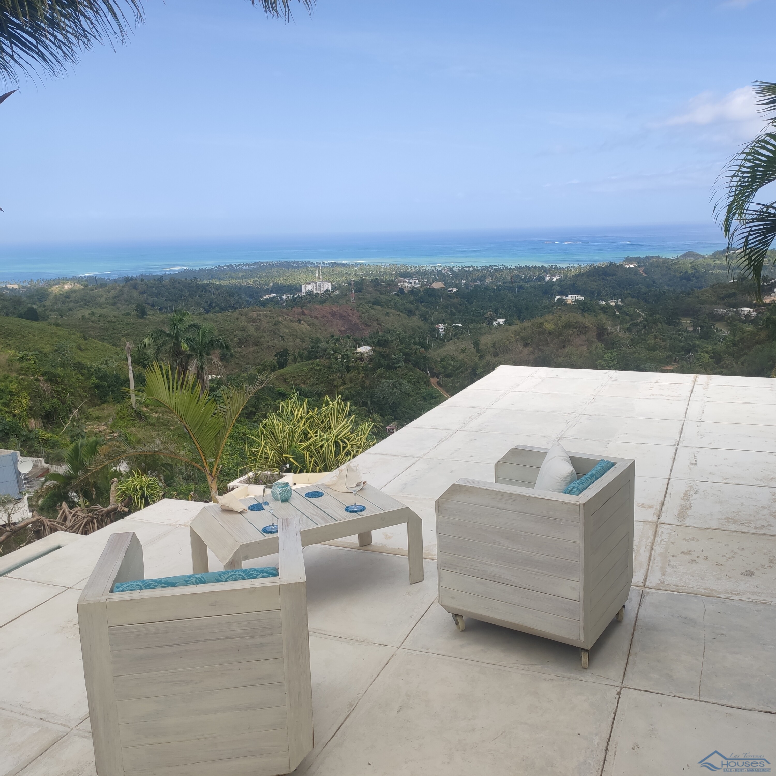 Tropical Retreat with Panoramic Ocean Views in La Jagua, Las Terrenas: A Unique Resale Opportunity