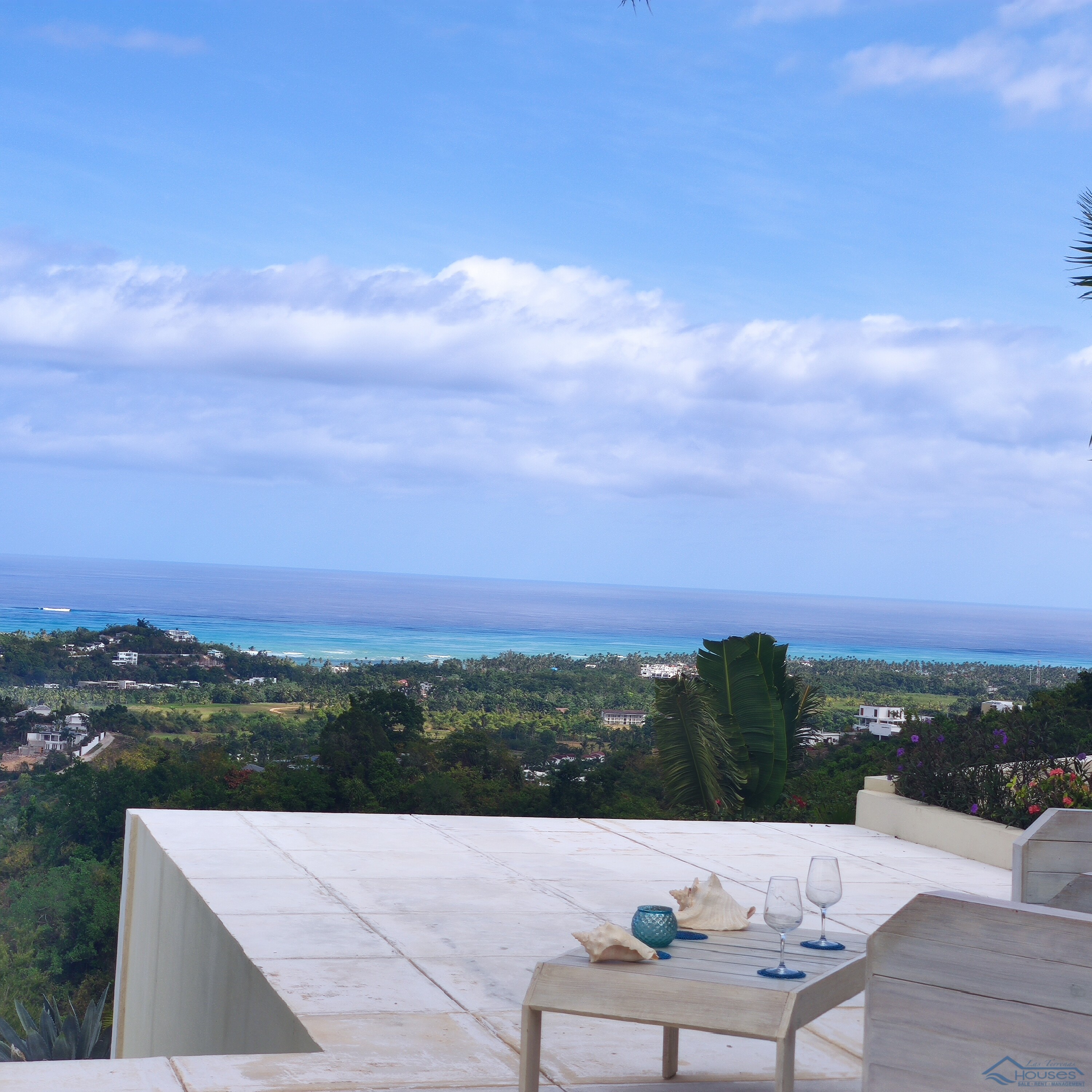 Tropical Retreat with Panoramic Ocean Views in La Jagua, Las Terrenas: A Unique Resale Opportunity