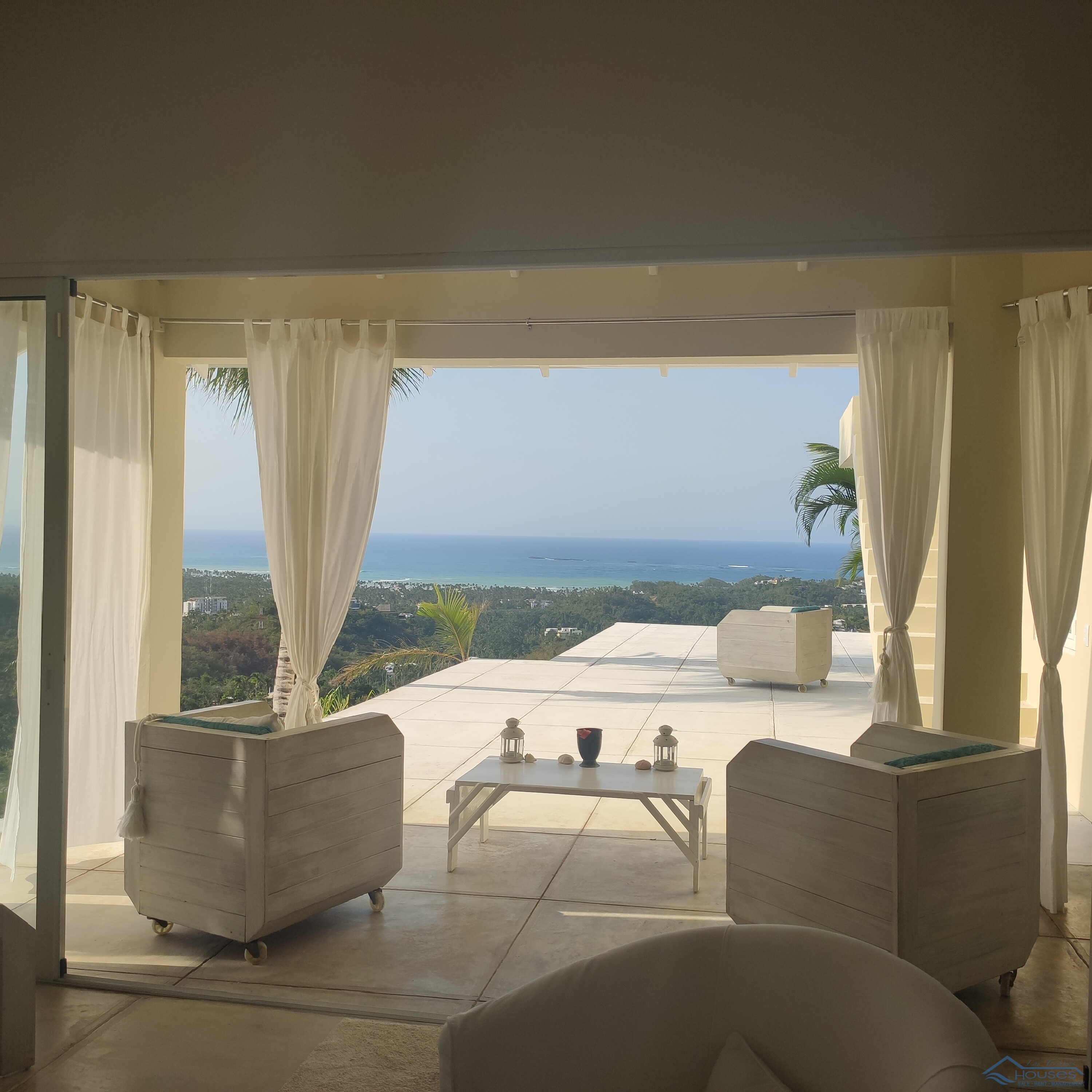 Tropical Retreat with Panoramic Ocean Views in La Jagua, Las Terrenas: A Unique Resale Opportunity
