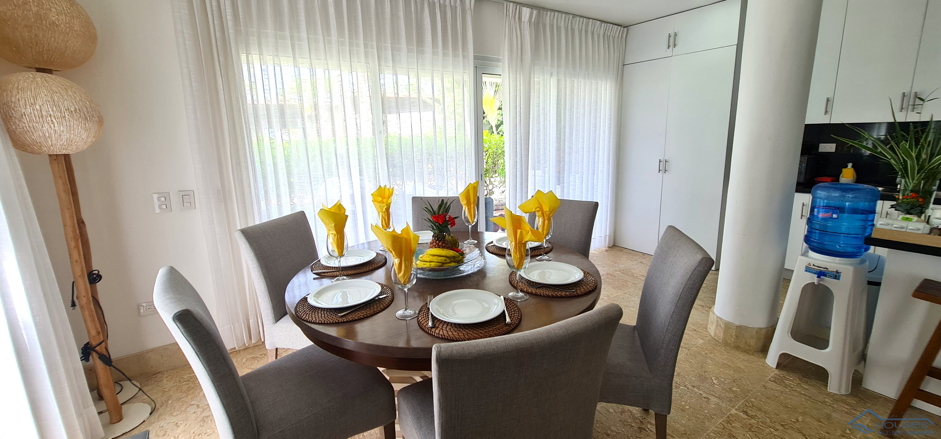 VIP OPPORTUNITY AT COSÓN BAY