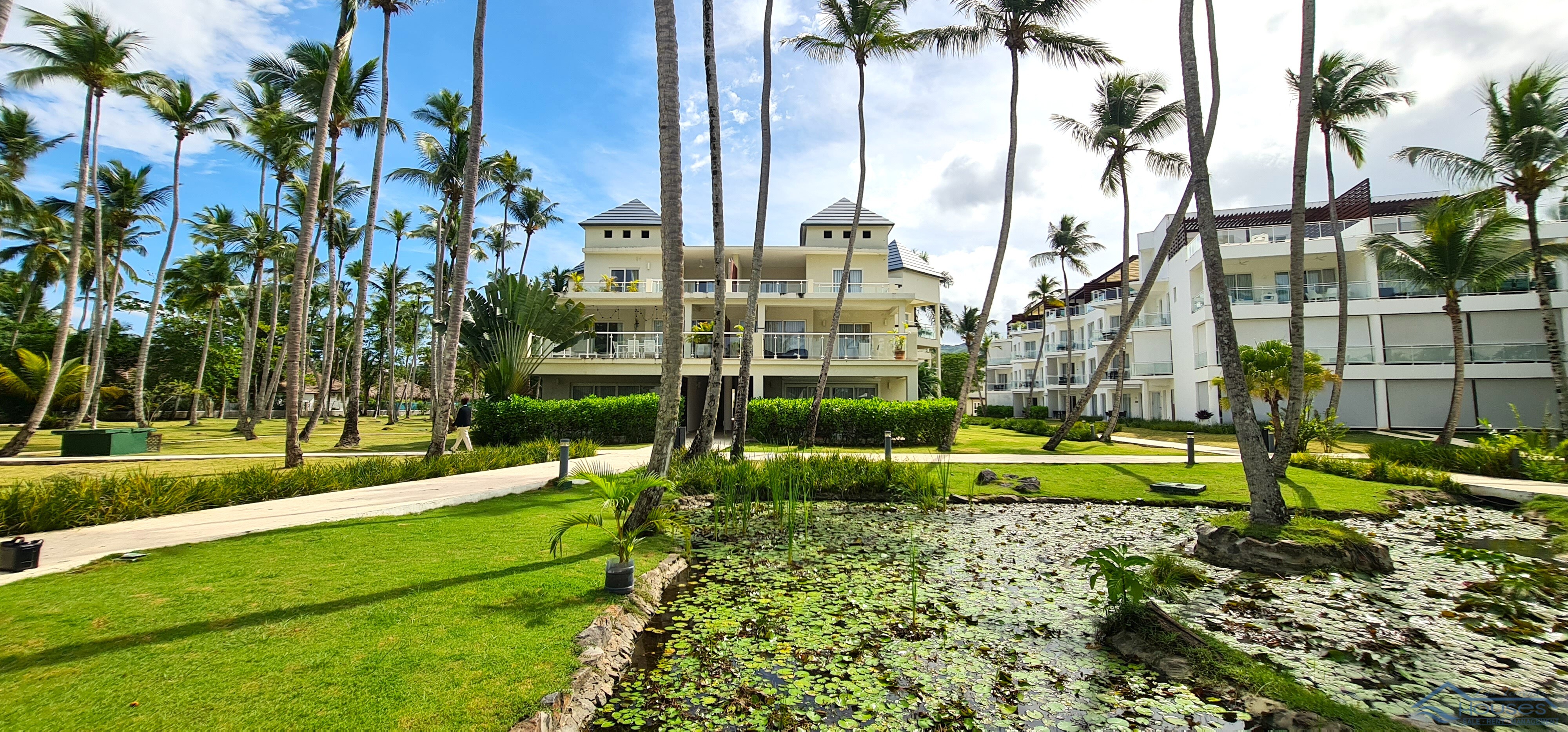 VIP OPPORTUNITY AT COSÓN BAY