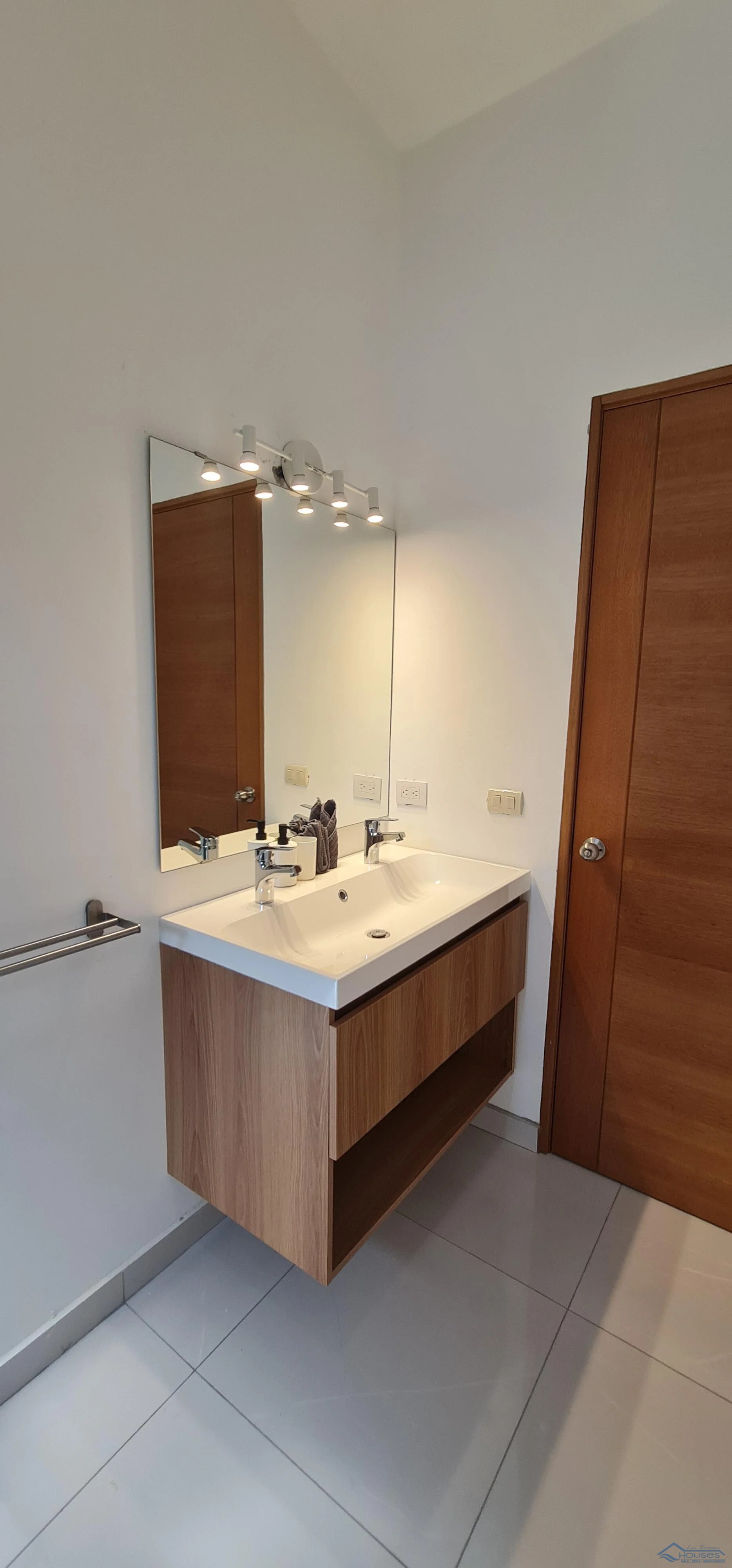 Luxury Investment Apartment Playa Popy Las Terrenas | 3 Bed | High ROI