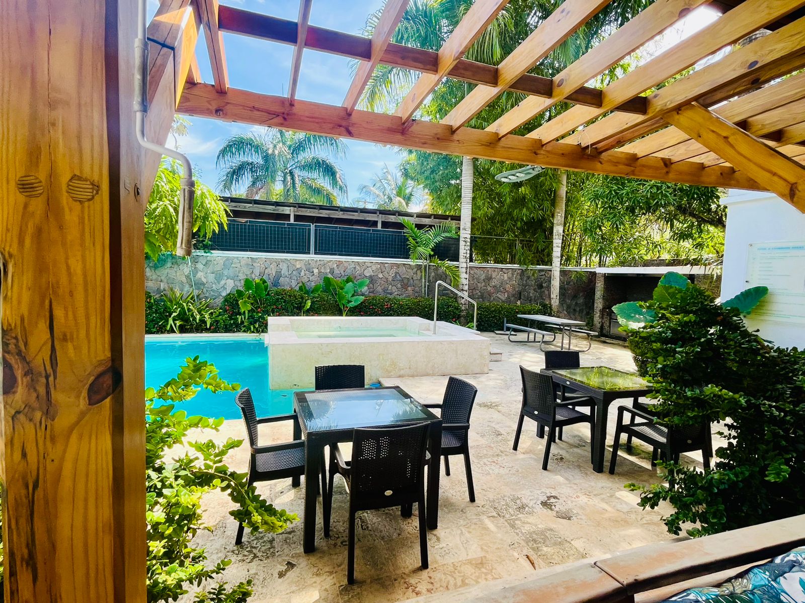 MONSERRAT I, ONE BEDROOM CONDO