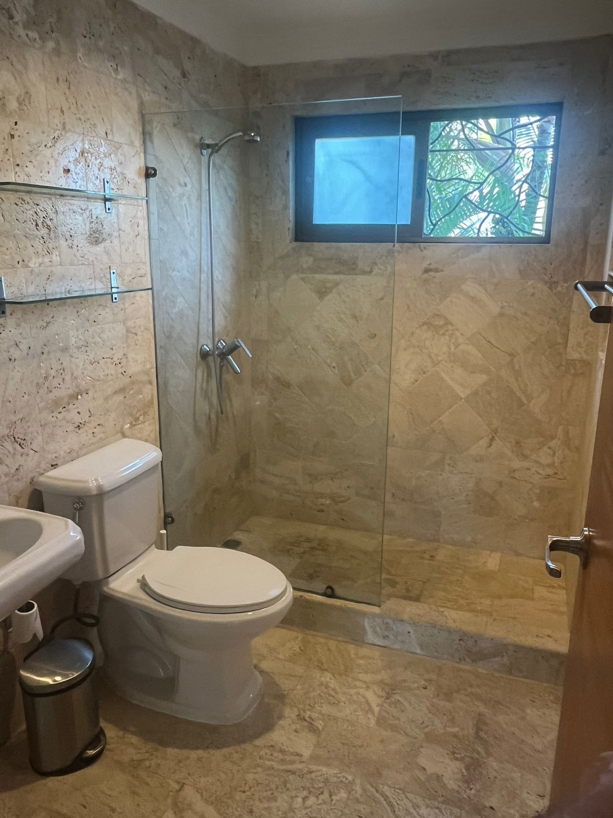 MONSERRAT I, ONE BEDROOM CONDO