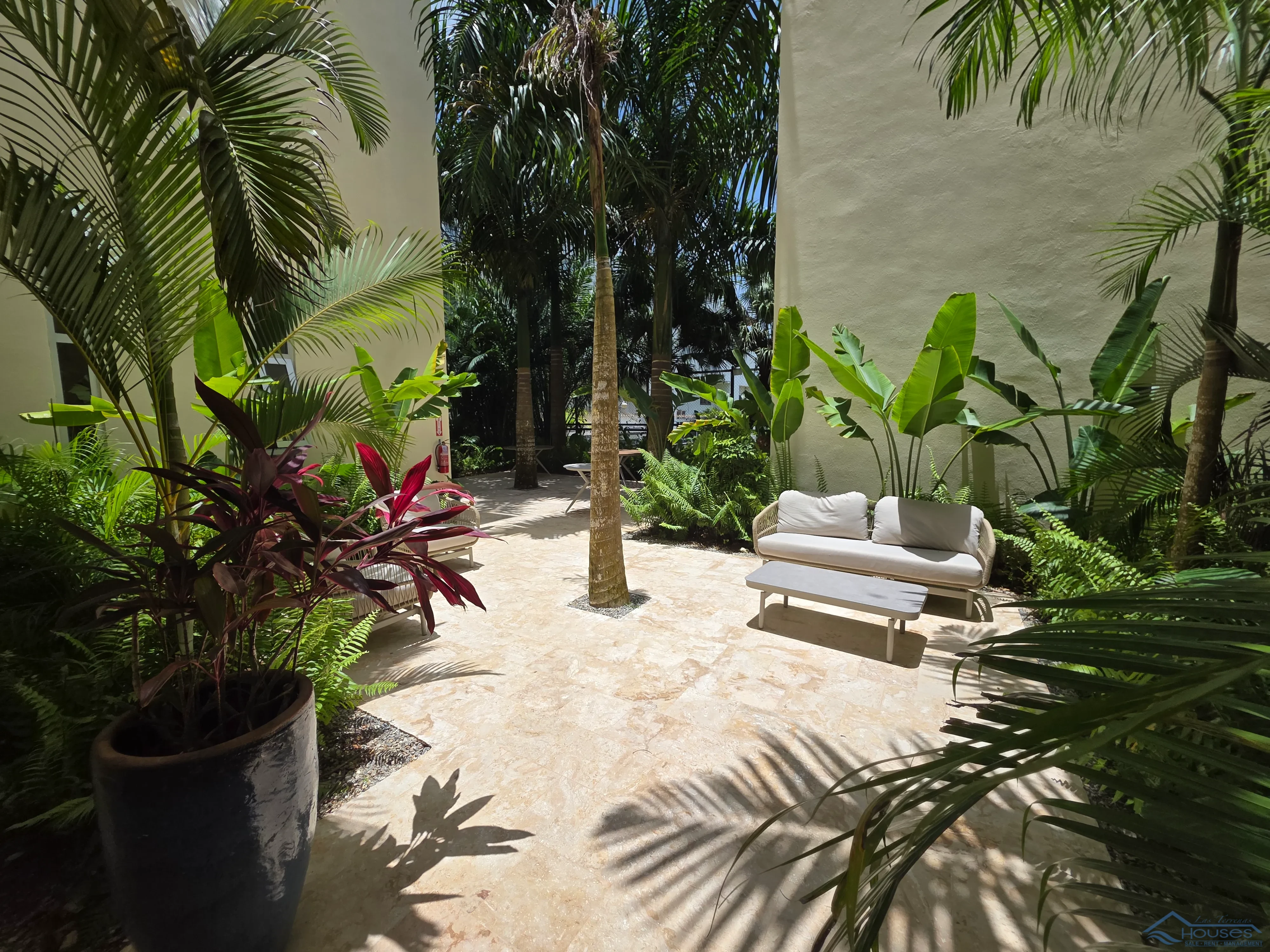 Luxury 2-Bedroom Vacation Rental in Las Terrenas