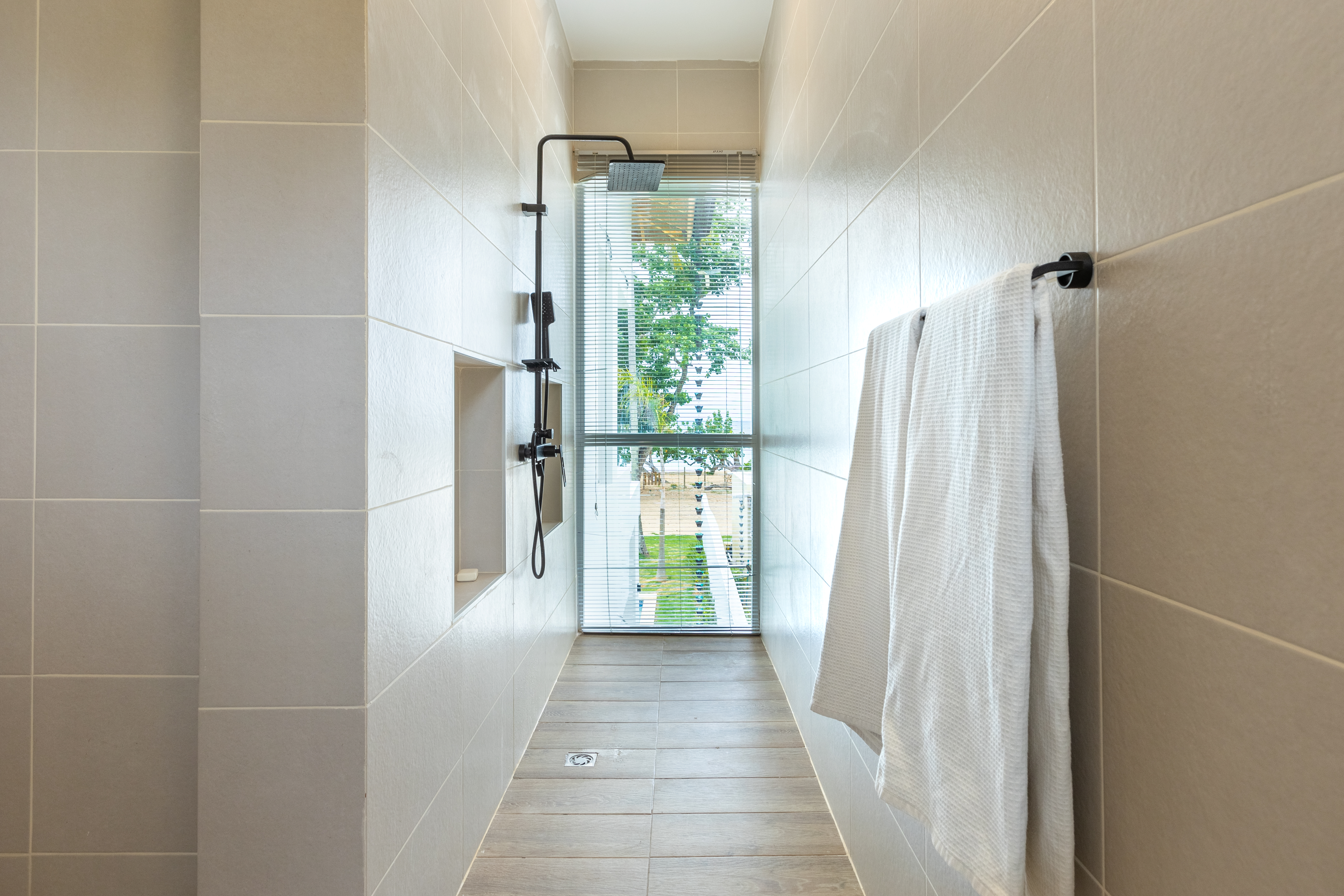 EL PORTILLO 6 BEDROOMS LUXURY BEACHFRONT VILLAS