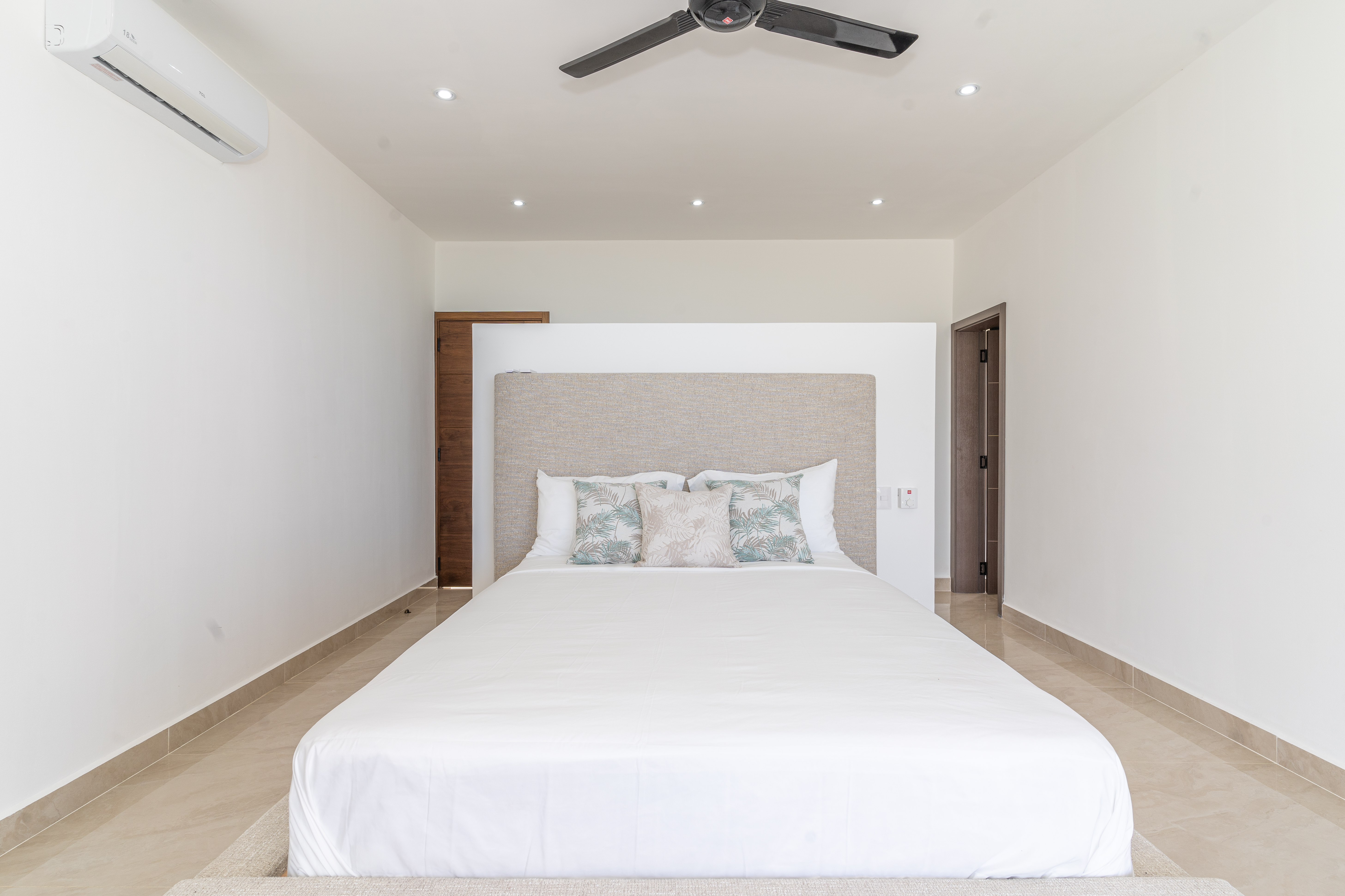 PANORAMIC LUXURY MANSION IN SWELL RESIDENTIAL, LAS TERRENAS